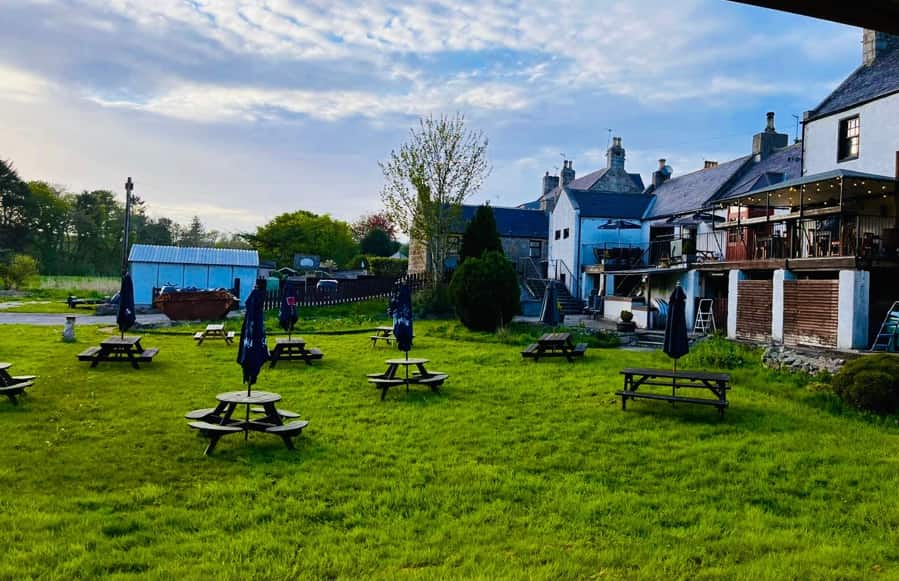 The Mormond Inn
