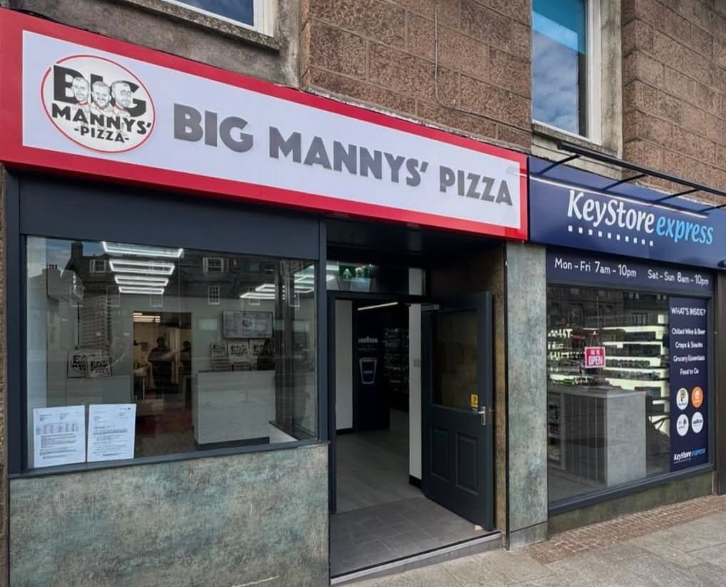 BiG Mannys’ Pizza | 17 Broad St 2 BiG Mannys’ Pizza | 17 Broad St