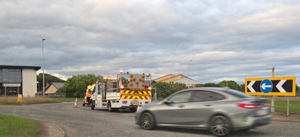 Resurfacing on Invernettie Roundabout A90
